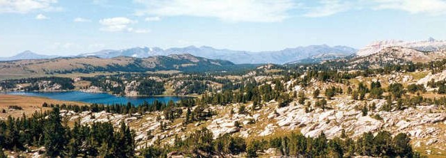 park-narodowy-yellowstone-007-wikipedia-800px-Beartooth