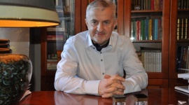 Rodzice dzieci niepełnosprawnych nie odpuszczajcie! Problemy społeczne, BIZNES - W związku co rusz pojawiającymi się zastrzeżeniami do rzeczywistych efektów funkcjonowania państwa, , jego roli w zapewnieniu ciągłości procesów gospodarczych i ich efektywności, a przede wszystkim oczekiwań społecznych