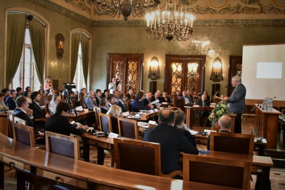 PPP: Kraków, Lwów, Norymberga. Międzynarodowe doświadczenia Samorządy, BIZNES - 19 października w Krakowie w ramach "Polsko-niemiecko-ukraińskiej inicjatywy PPP" wymieniono się międzynarodowymi doświadczeniami z zakresu Partnerstwa Publiczno-Prywatnego.