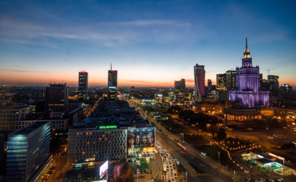 Ścisłe centrum Warszawy z wieżowcami i bez samochodów?