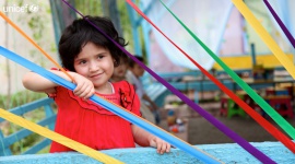 UNICEF Polska inauguruje nowy program „Miasto Przyjazne Dzieciom” Samorządy, BIZNES - UNICEF Polska zainaugurował dziś nowy program, w którym polskie miasta mogą ubiegać się o tytuł „Miasta Przyjaznego Dzieciom”. Pierwszym ośrodkiem miejskim, który weźmie udział w pilotażowym programie jest Gdynia. W tej sprawie UNICEF Polska i Gdynia podpisały dziś porozumienie.