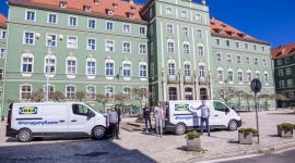 IKEA pomaga wyposażyć gminne centra kwarantanny w Szczecinie. #PomagamyRazem Samorządy, BIZNES - W trudnych momentach zawsze można liczyć na sąsiadów. Troska o lokalną społeczność jest jedną z podstawowych wartości IKEA.